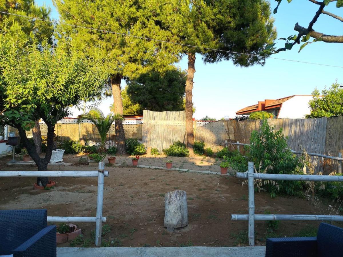 Villa Mina Con Vasca Idromassaggio Таранто Екстериор снимка